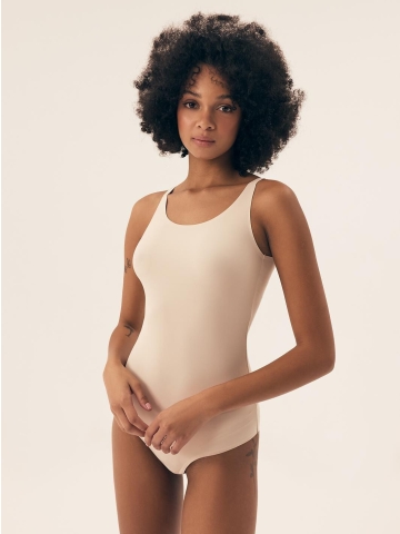 Body 42852 Body 42852