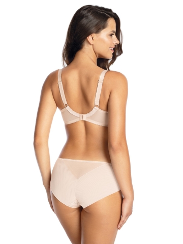 Figi 1109P - 2 Figi 1109P - 2